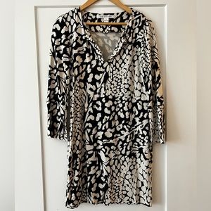 Diane von Fürstenberg 100% silk dress in size 10